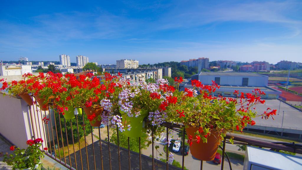 Apartments Katica Pula Bagian luar foto