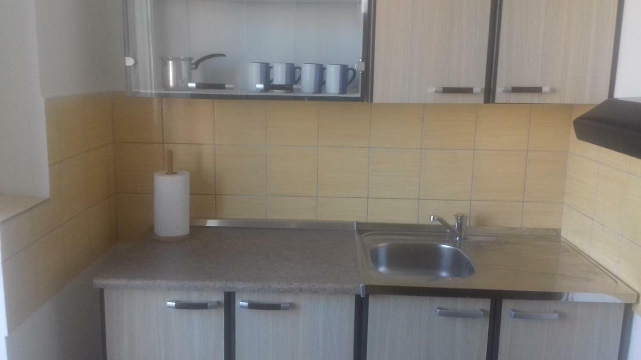 Apartments Katica Pula Bagian luar foto