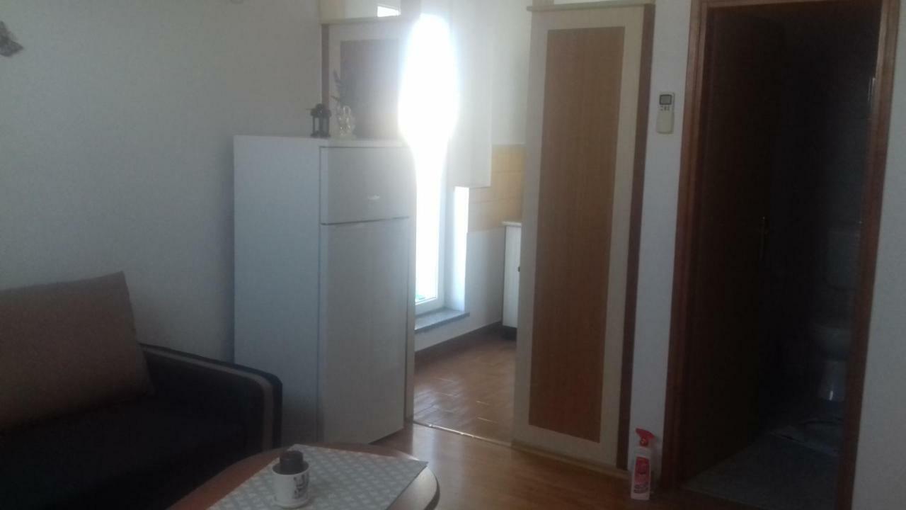 Apartments Katica Pula Bagian luar foto